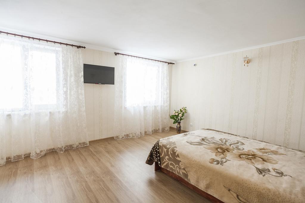 Apartment On Zhukovskogo โอเดสซา ภายนอก รูปภาพ