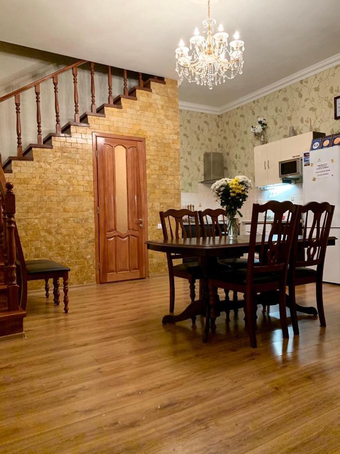Apartment On Zhukovskogo โอเดสซา ภายนอก รูปภาพ