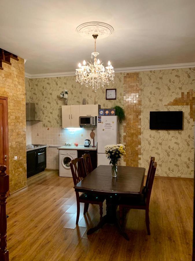 Apartment On Zhukovskogo โอเดสซา ภายนอก รูปภาพ